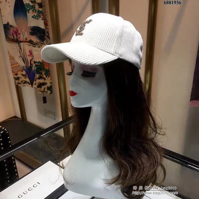 YSL聖羅蘭 跑量款 2018秋冬新款棒球帽 燈芯絨鴨舌帽 6881956 LLWJ6768